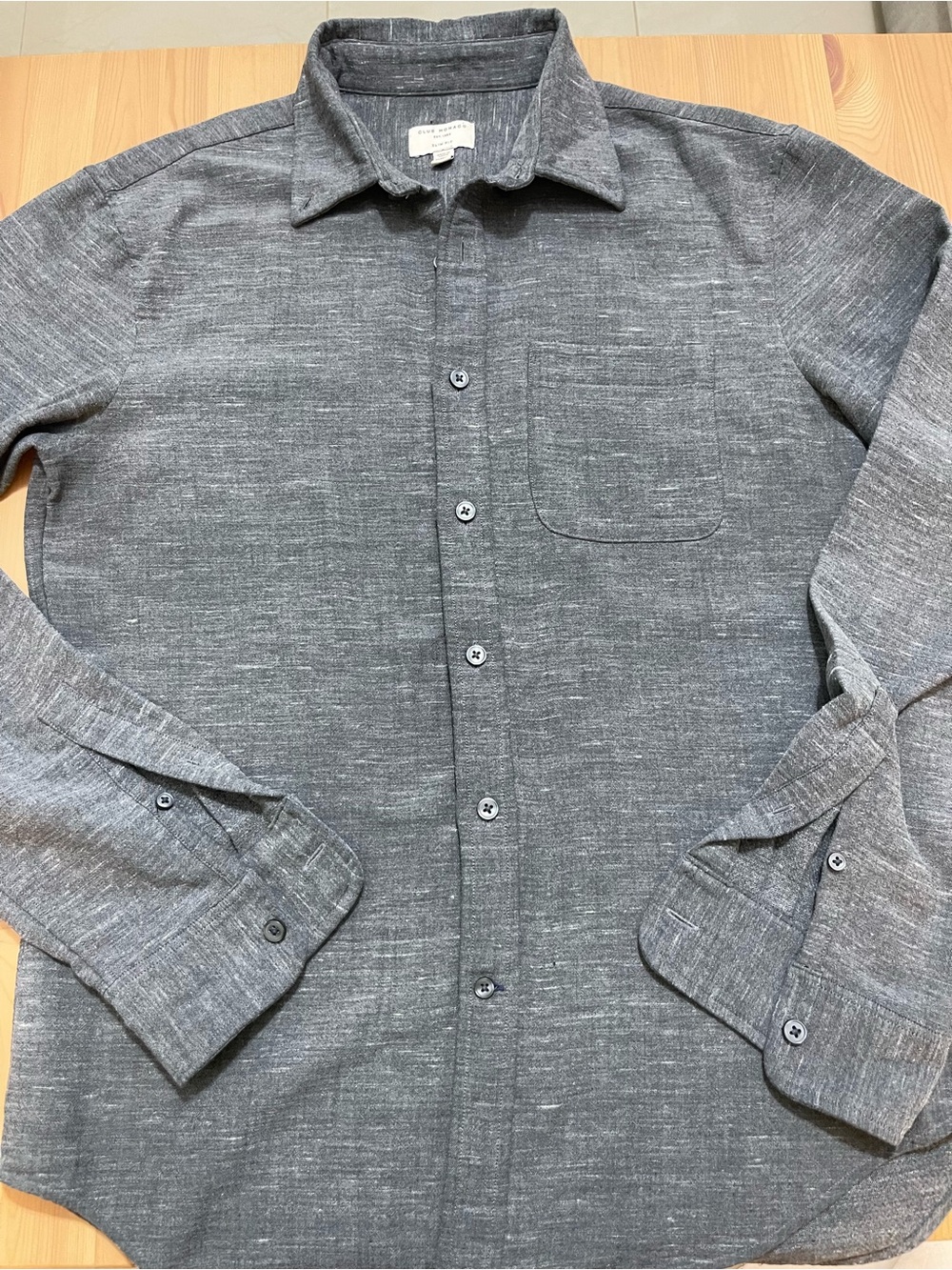 Club Monaco Slim Fit Gray Button Down Shirt Size Small Like New